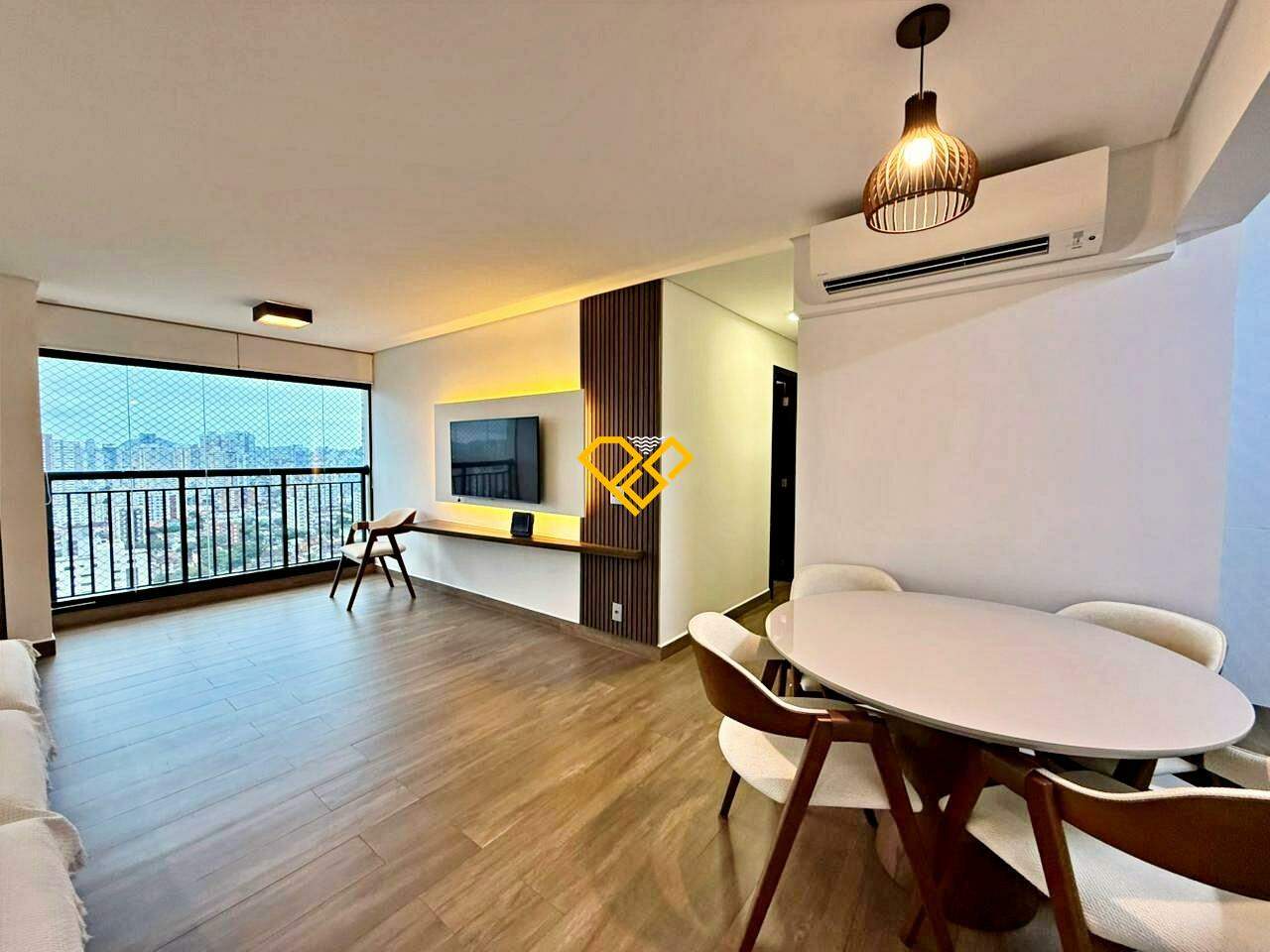 Apartamento à venda no Marapé: Sala e varanda