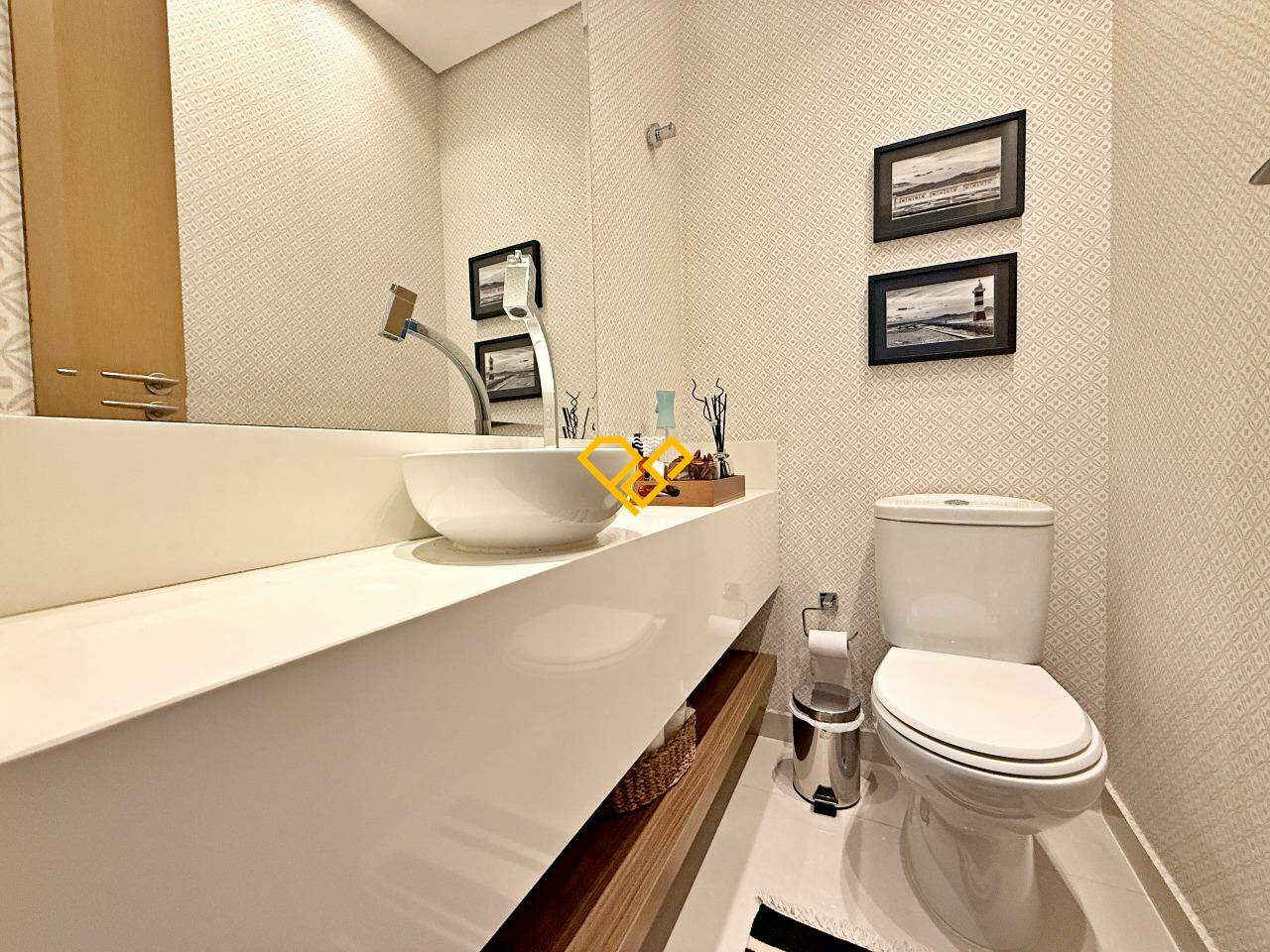 Apartamento à venda no Boqueirão: Lavabo