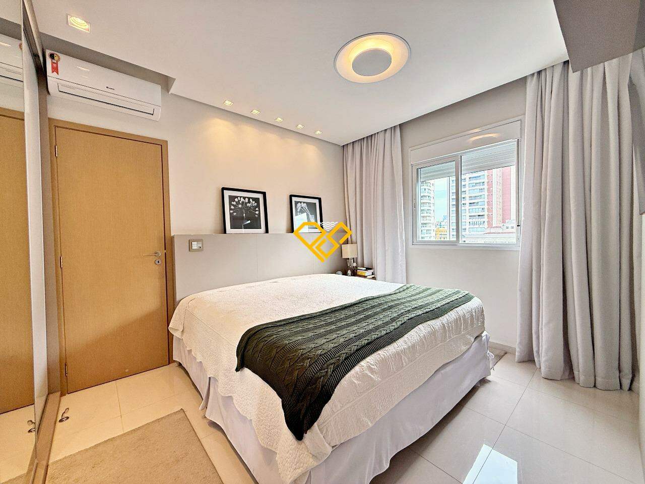 Apartamento à venda no Boqueirão: Dormitório 1 - suíte