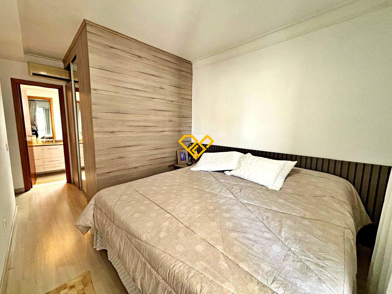 Apartamento à venda no Gonzaga: Dormitório 1 - suíte