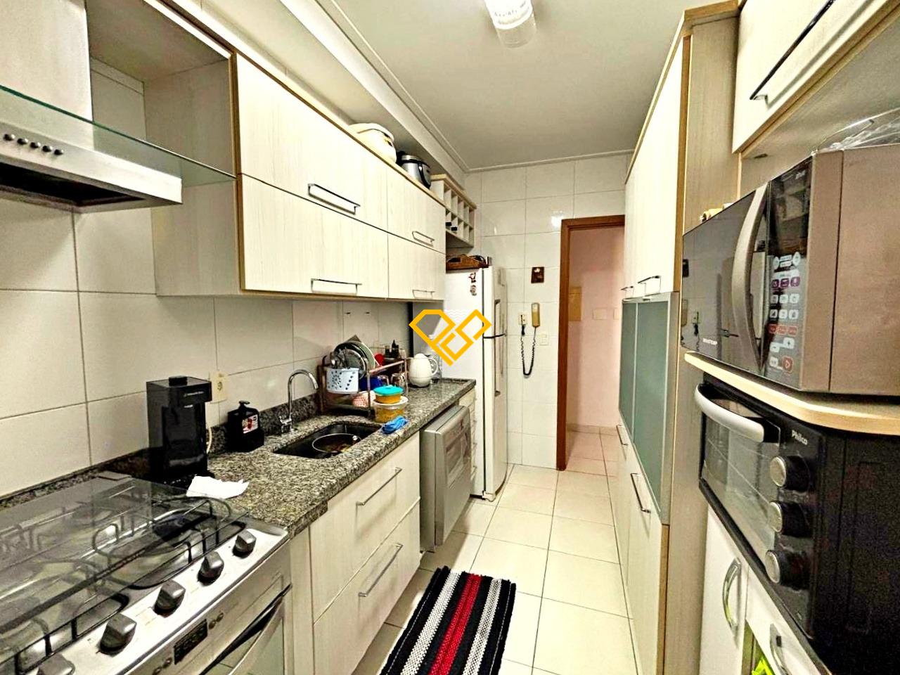 Apartamento à venda no Gonzaga: Cozinha