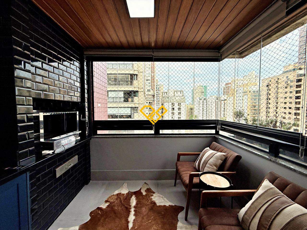 Apartamento à venda no Boqueirão: Varanda com churrasqueira