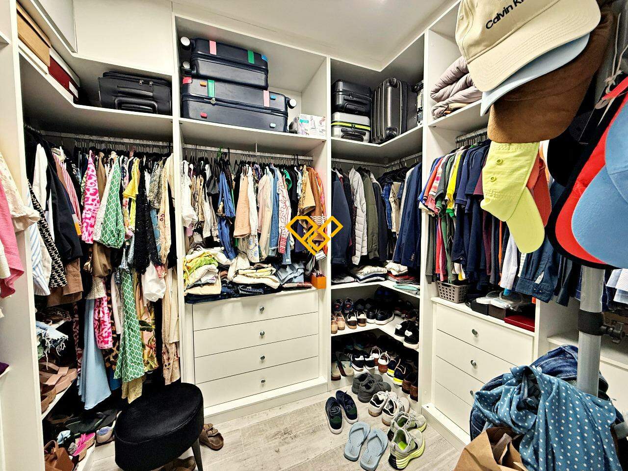 Apartamento à venda no Boqueirão: Suíte 1 - closet