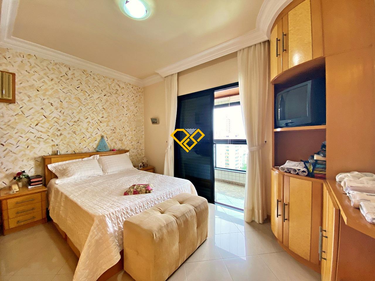 Apartamento à venda no Ponta da Praia: Suíte 1