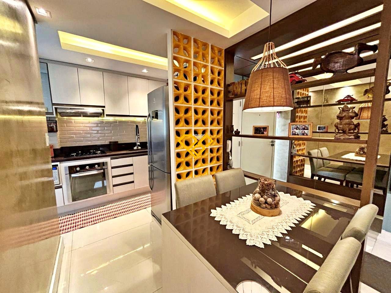 Apartamento à venda no Ponta da Praia: Sala