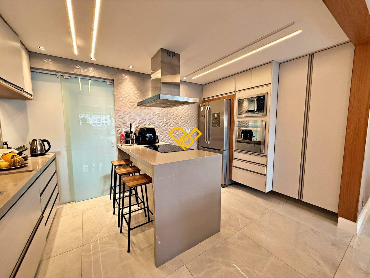 Apartamento à venda no Gonzaga: Cozinha