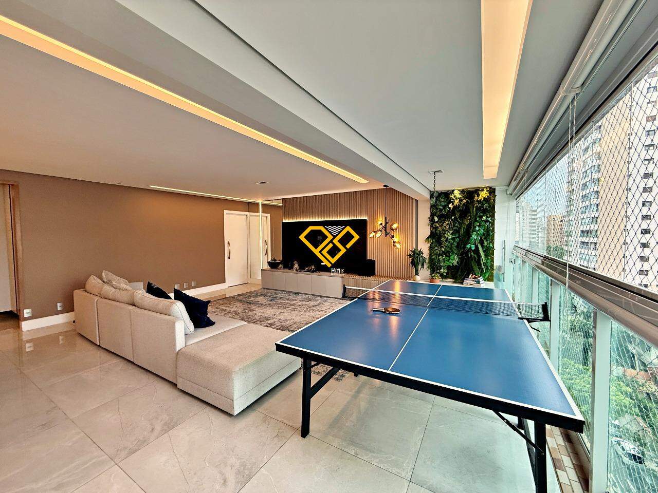 Apartamento à venda no Gonzaga: Sala e varanda