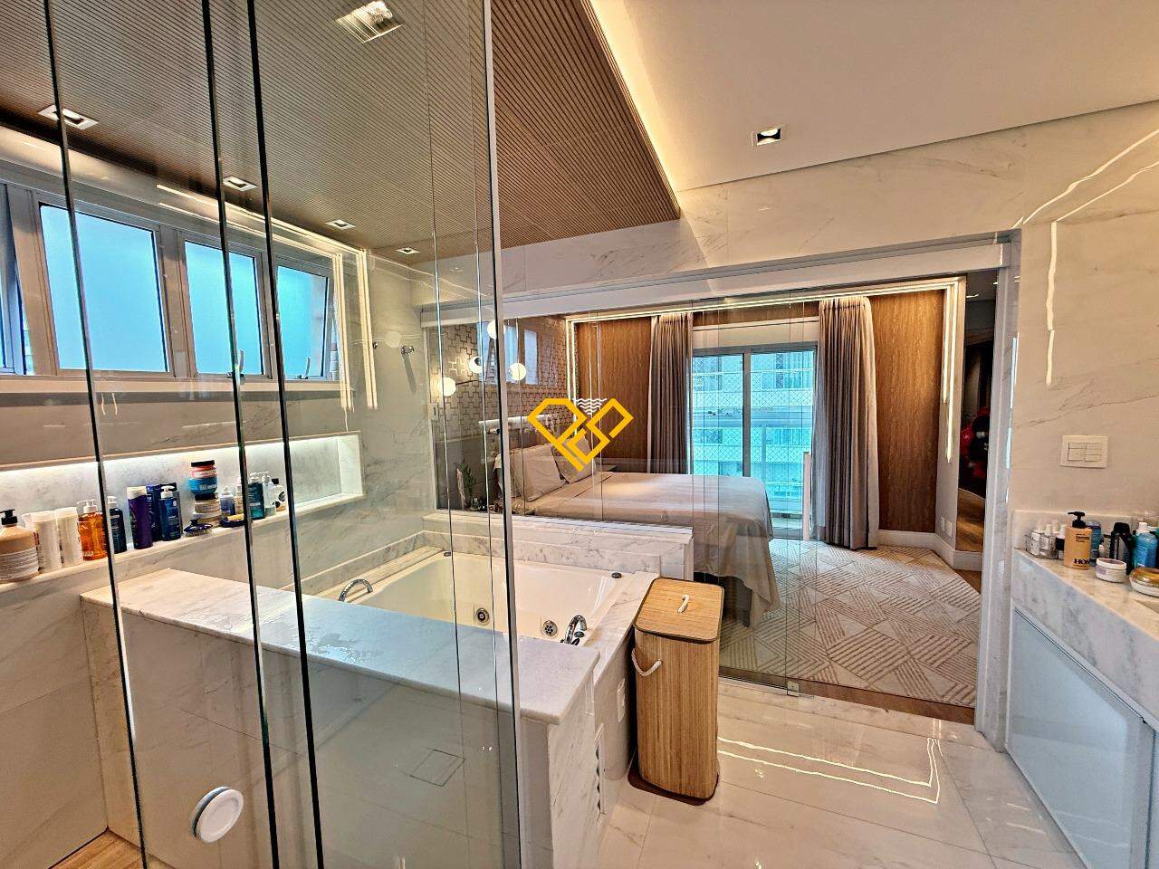 Apartamento à venda no Gonzaga: Wc suíte 1 - master