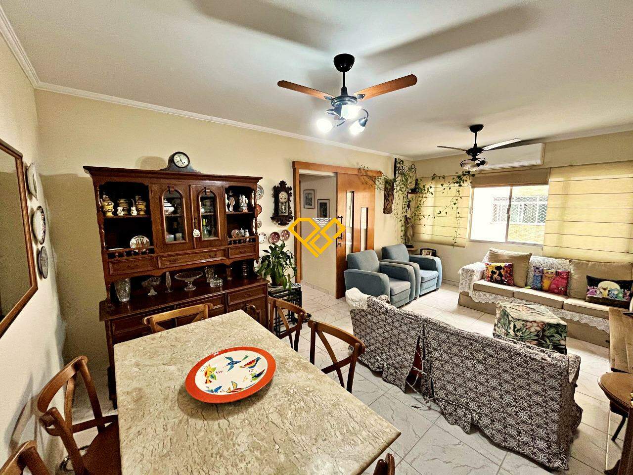 Apartamento à venda no Gonzaga: Sala