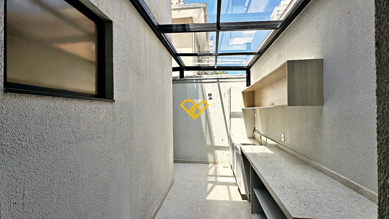 Sobrado à venda no Gonzaga: ÁRea de serviço