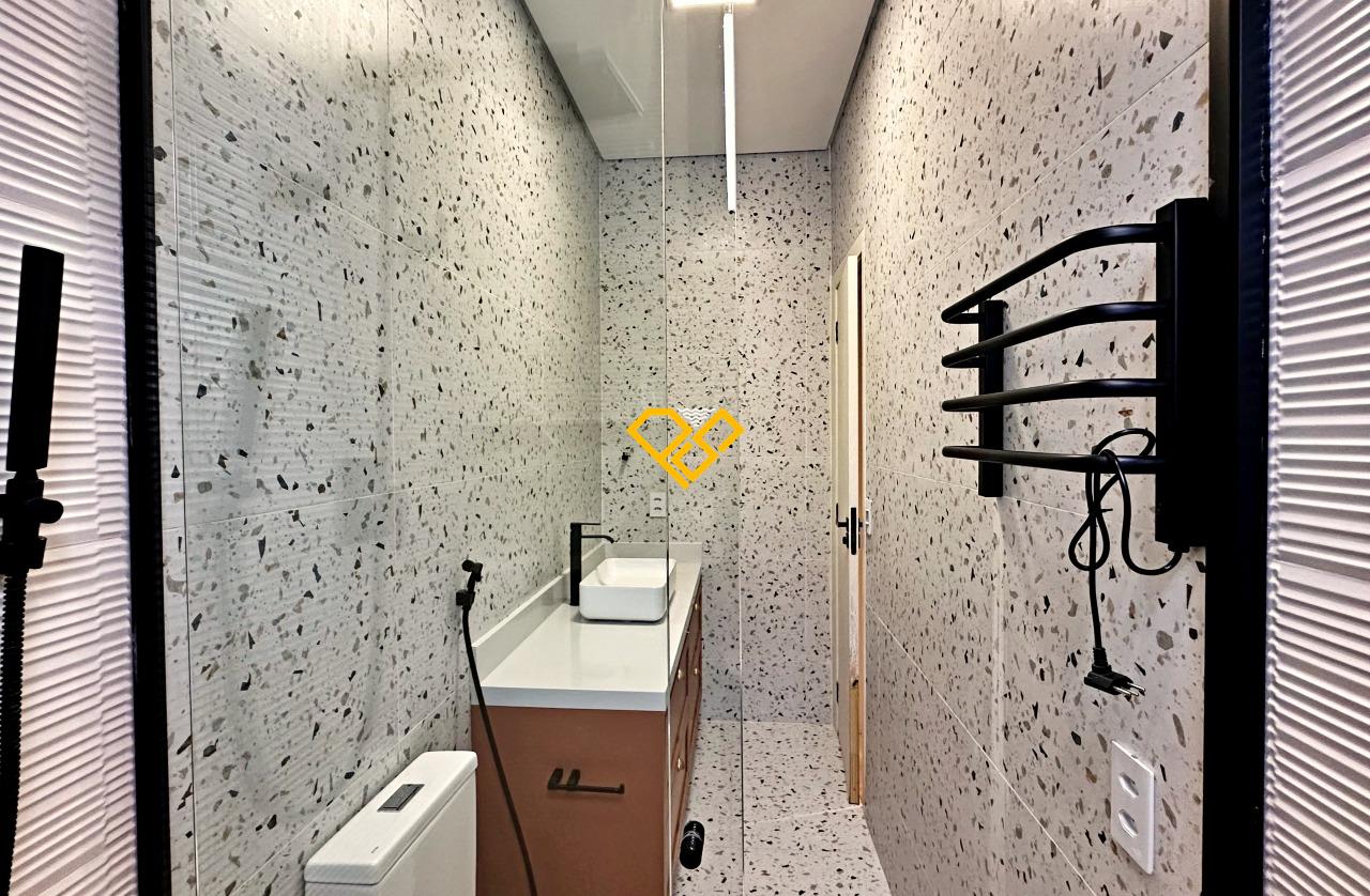 Sobrado à venda no Gonzaga: Wc social