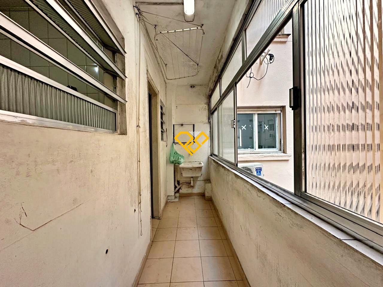 Apartamento à venda no Embaré: Área de serviço