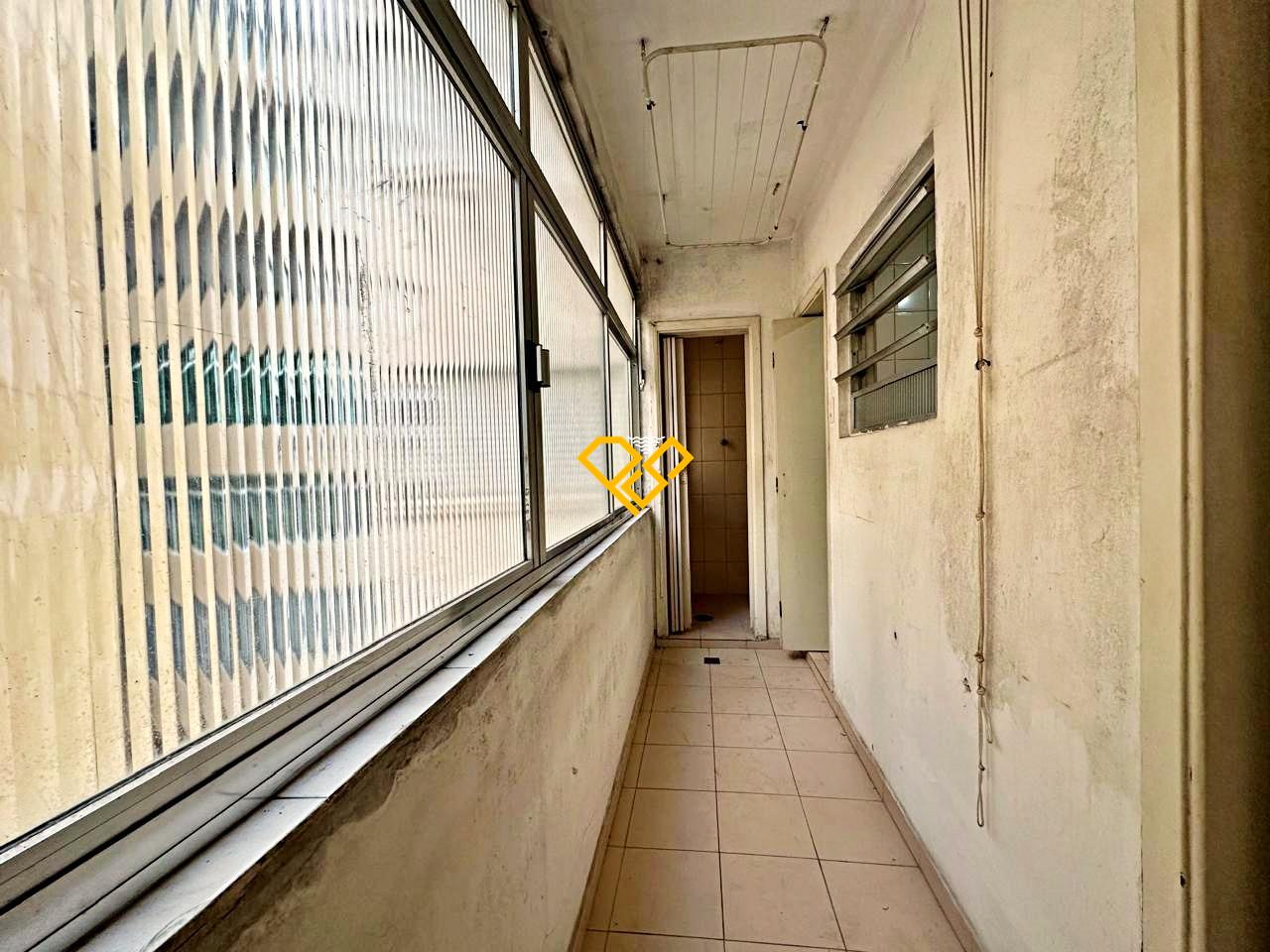 Apartamento à venda no Embaré: Área de serviço