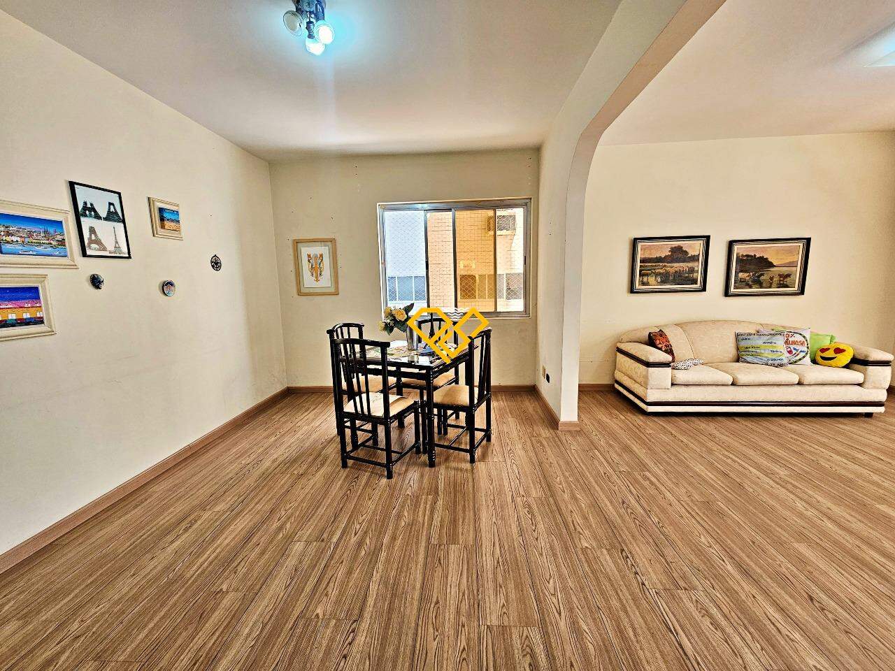 Apartamento à venda no Aparecida: Sala