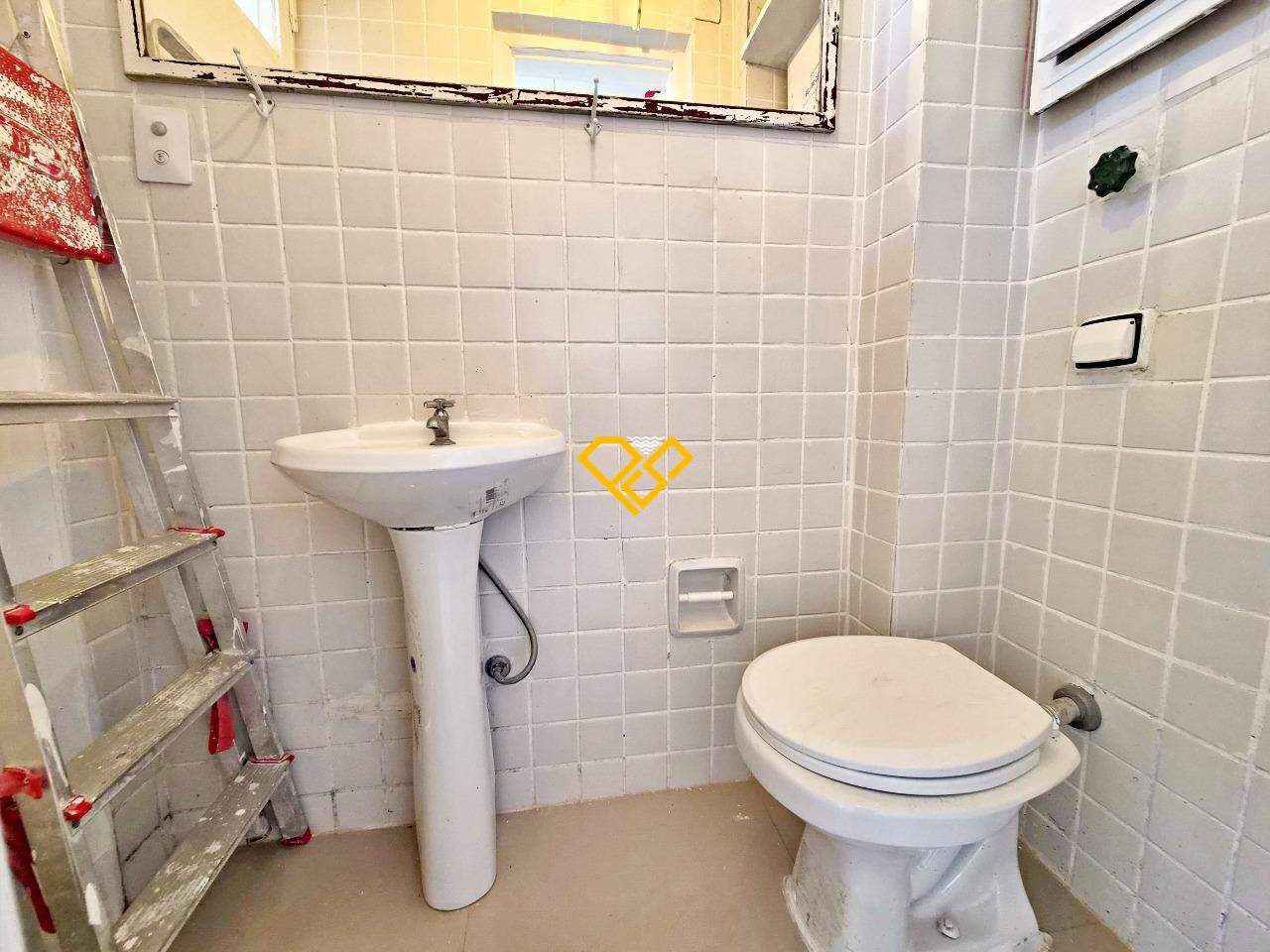 Apartamento à venda no Boqueirão: Wc de serviço