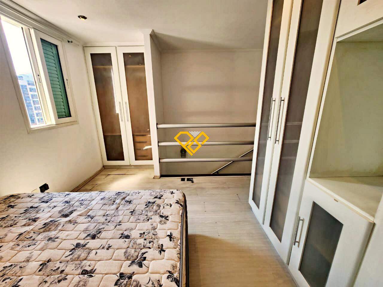 Apartamento Duplex à venda no Gonzaga: Dormitório - suíte