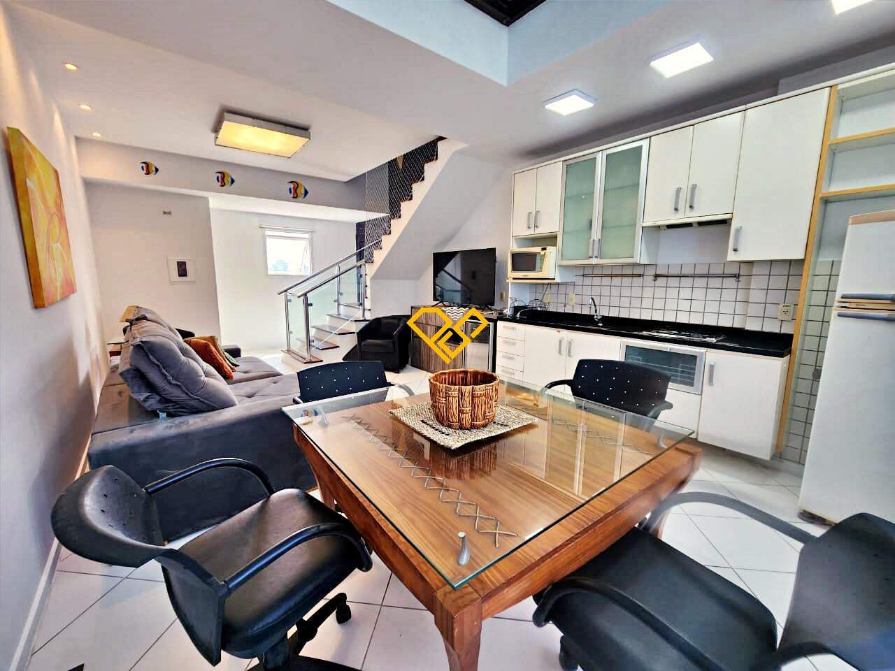 Apartamento Duplex para aluguel no Gonzaga: Sala e cozinha