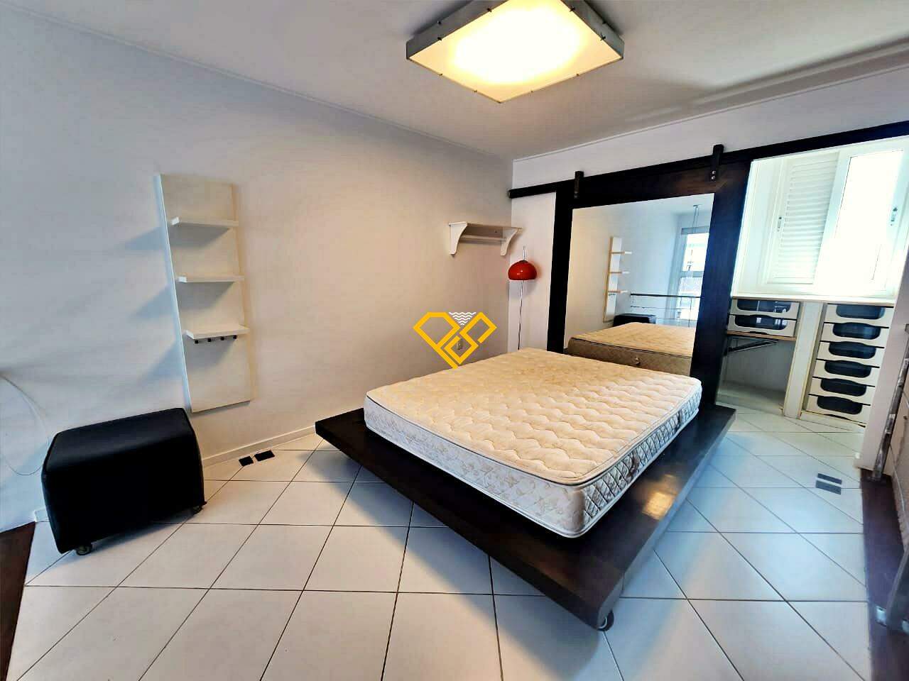 Apartamento Duplex para aluguel no Gonzaga: Dormitório - suíte