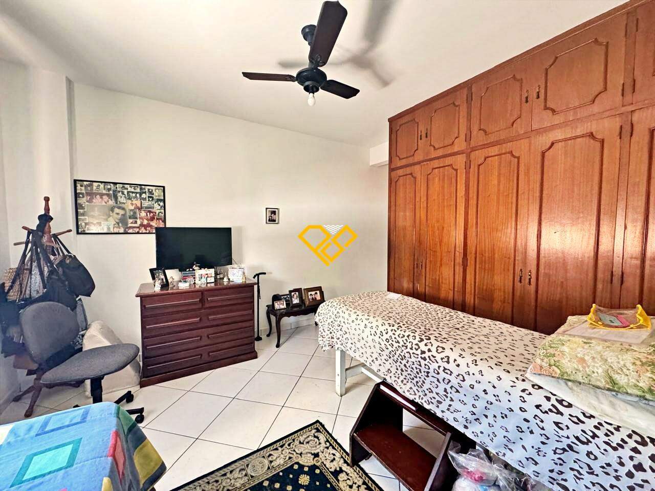 Apartamento à venda no Ponta da Praia: Dormitório 1 - suíte