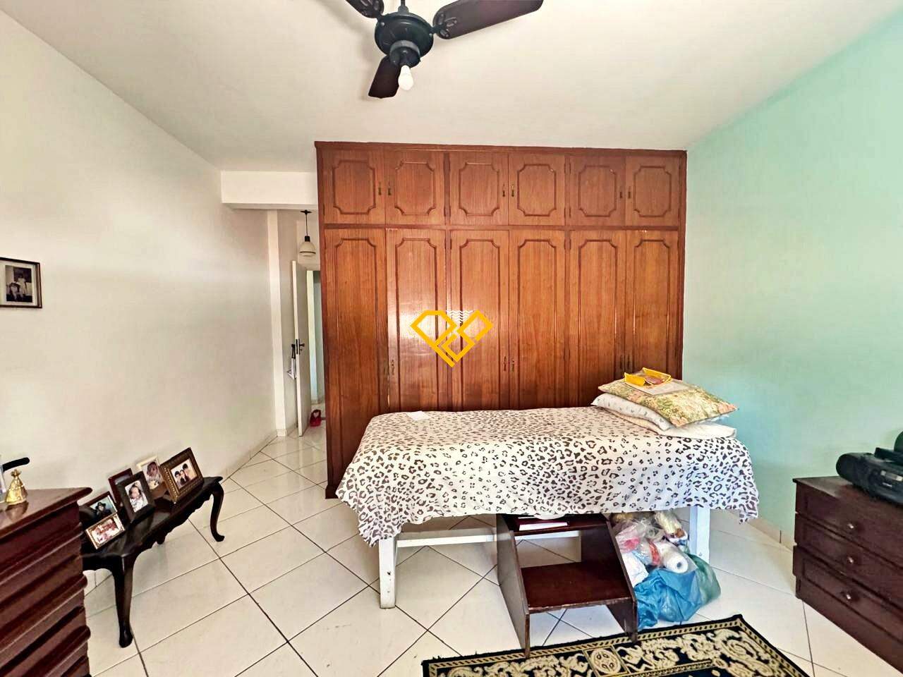 Apartamento à venda no Ponta da Praia: Dormitório 1 - suíte
