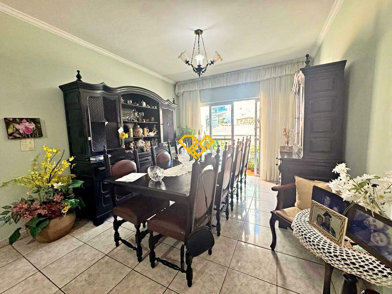 Apartamento à venda no Ponta da Praia: Sala