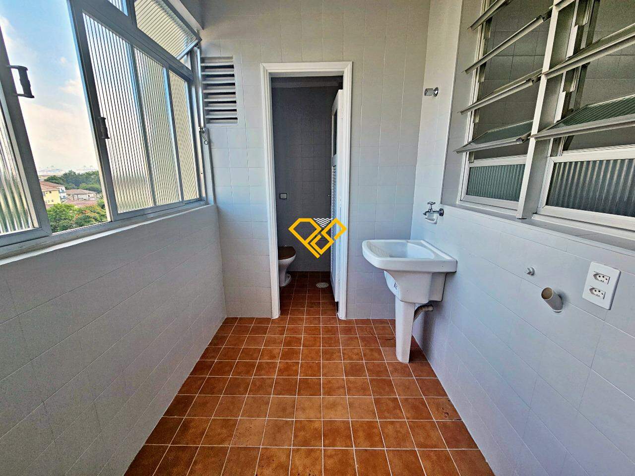 Apartamento à venda no Aparecida: Área de serviço
