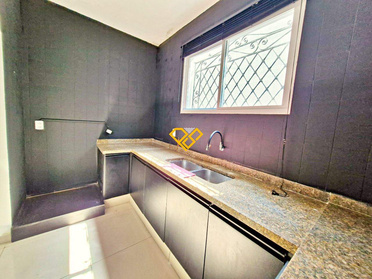 Casa à venda no Embaré: Cozinha