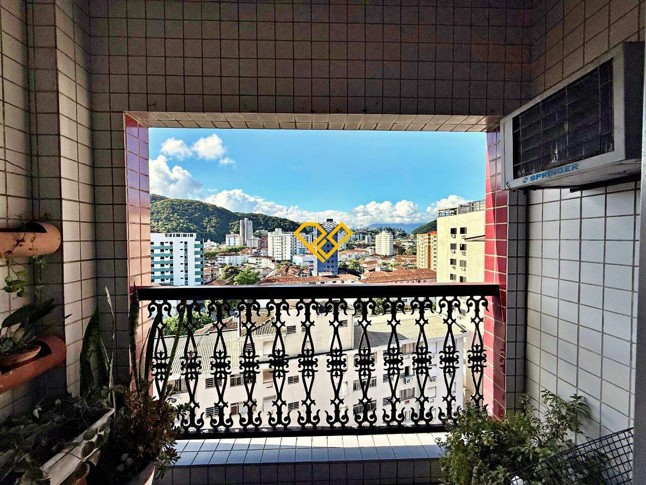 Cobertura à venda no Campo Grande: Varanda