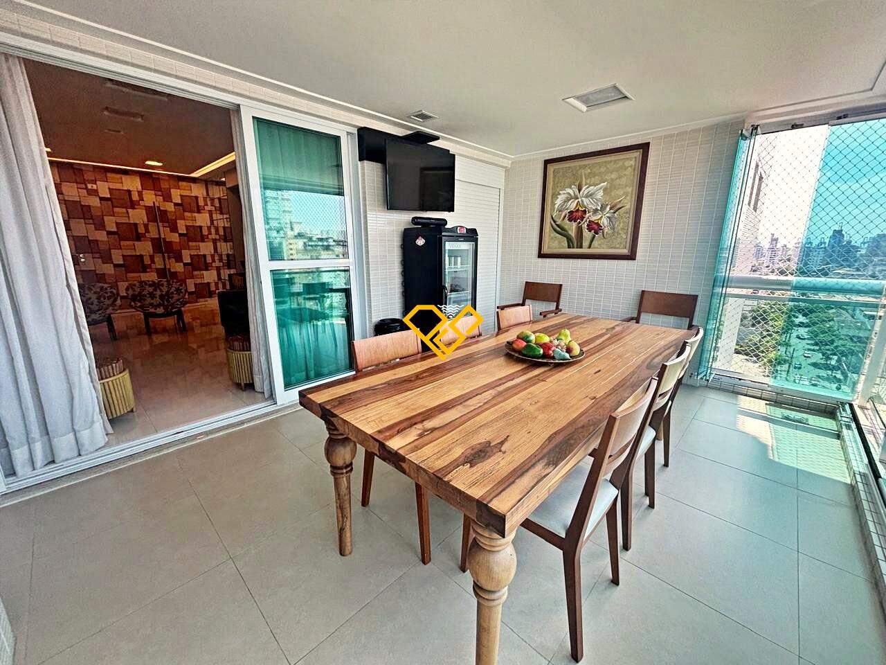 Apartamento para aluguel no Aparecida: Varanda com churrasqueira