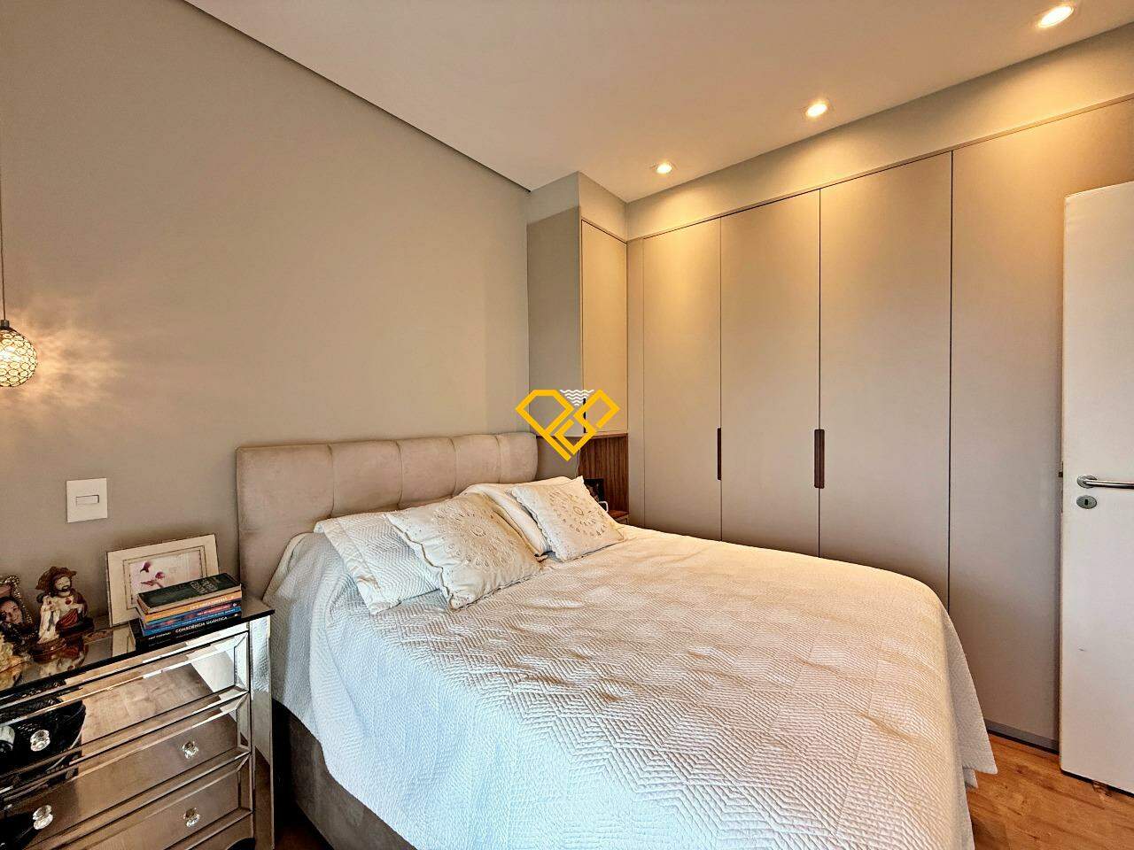 Apartamento à venda no Vila Rica: Dormitório 1 suíte