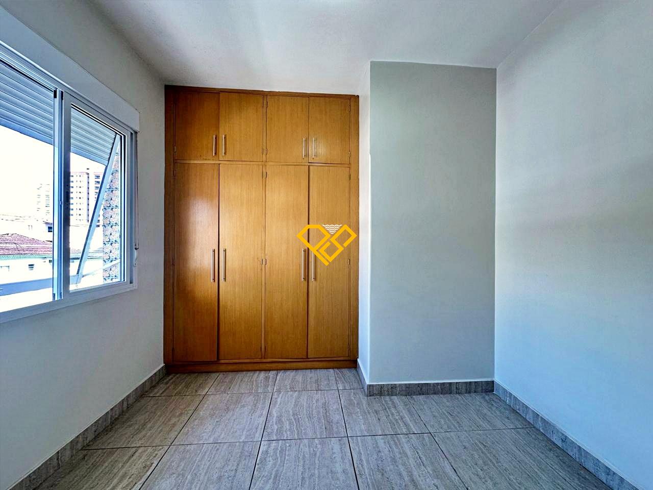 Sobrado à venda no Embaré: Dormitório 3