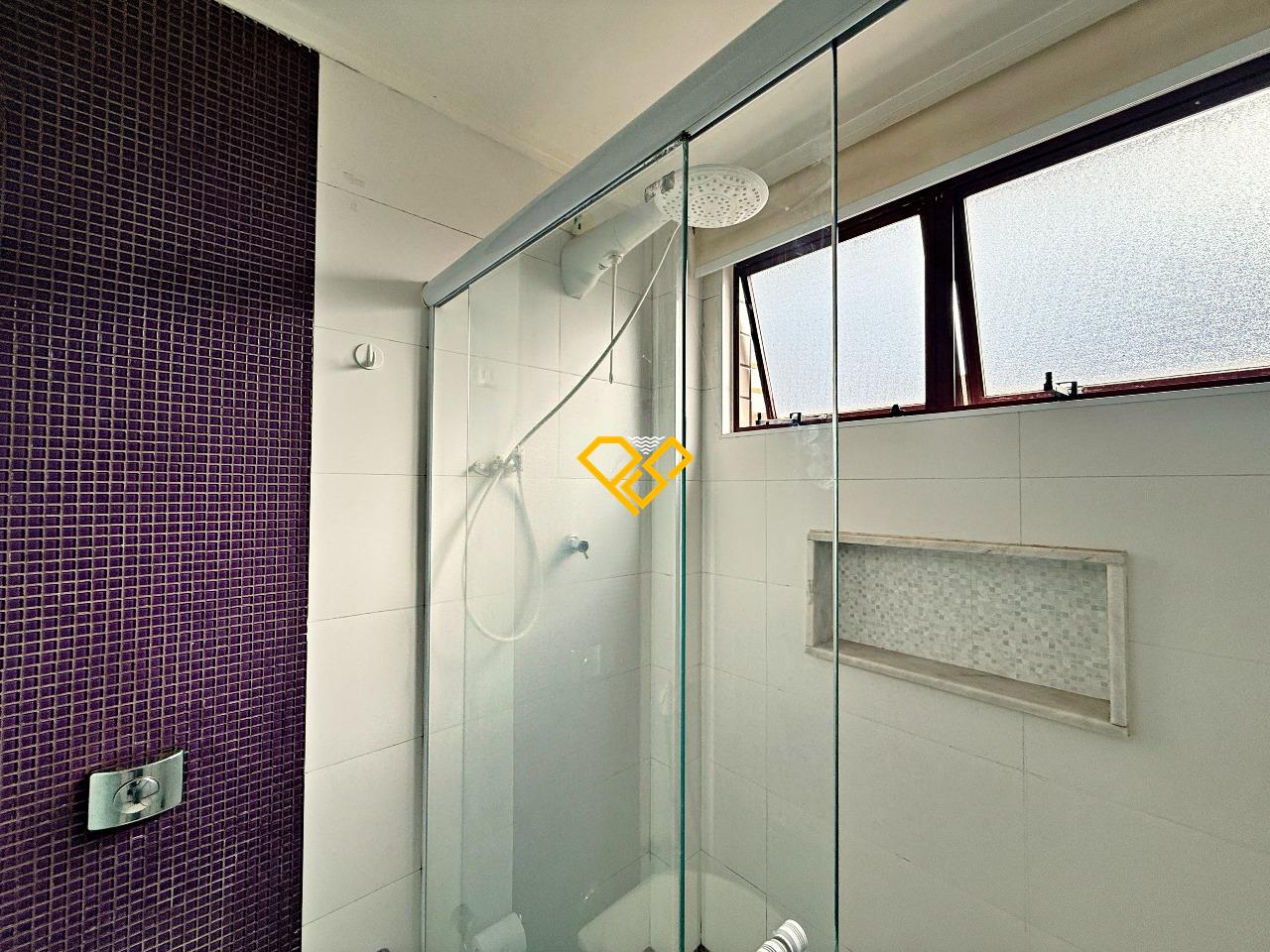 Apartamento para aluguel no Ponta da Praia: Wc suíte