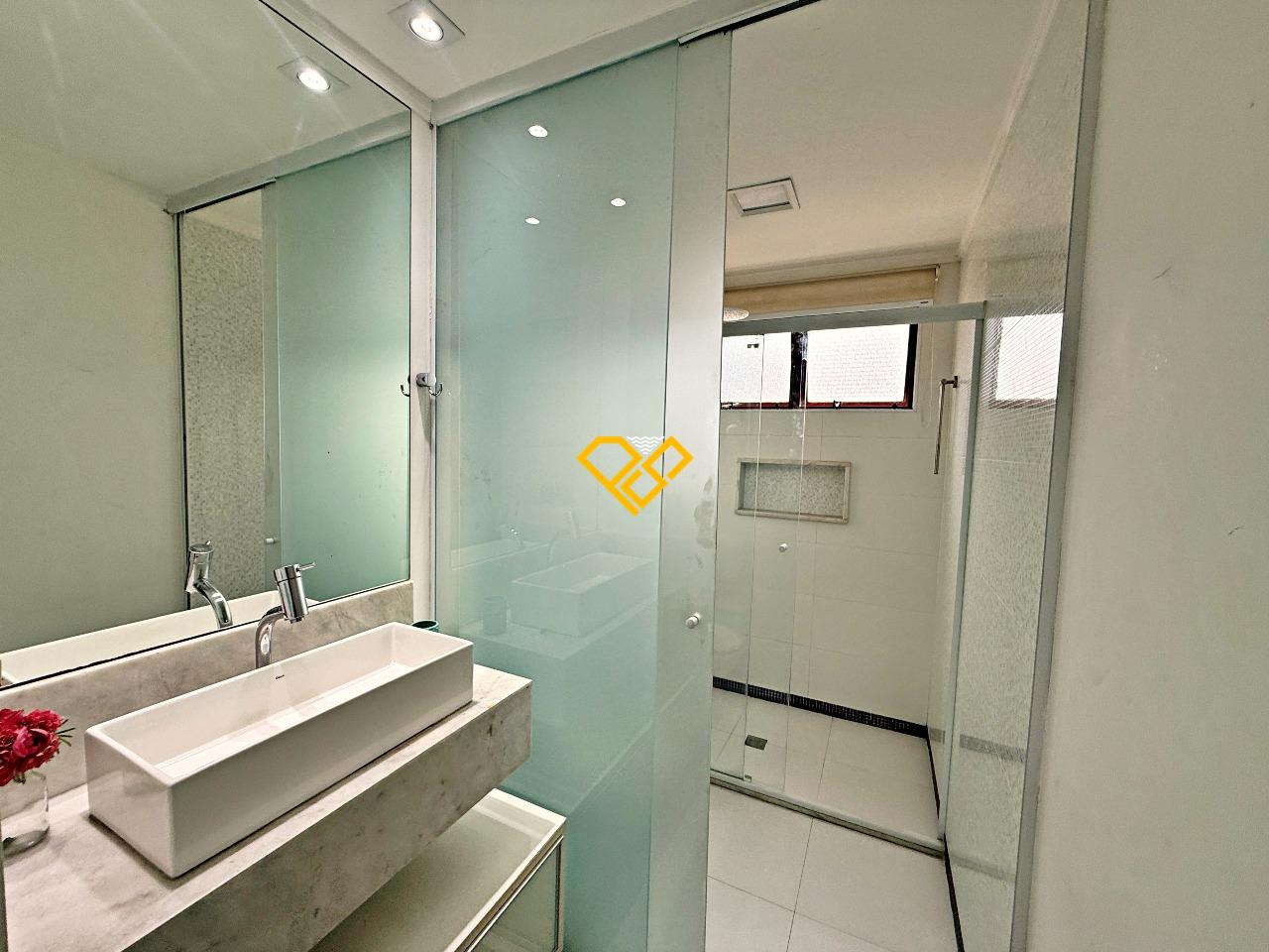 Apartamento para aluguel no Ponta da Praia: Wc social