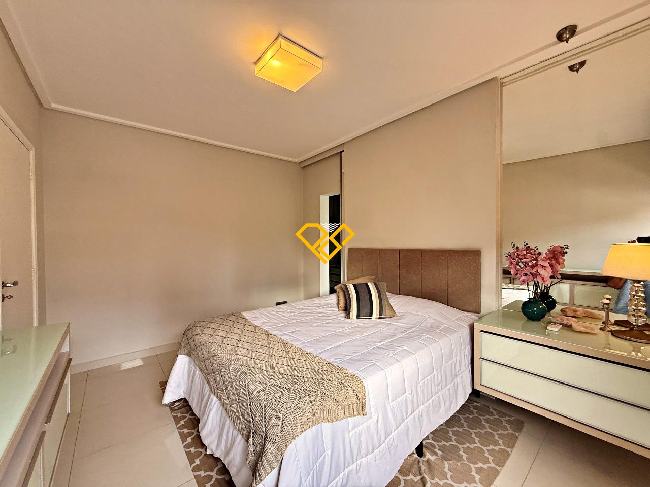 Apartamento para aluguel no Ponta da Praia: Dormitório 1 - suíte