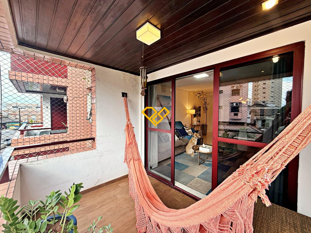 Apartamento para aluguel no Ponta da Praia: Varanda