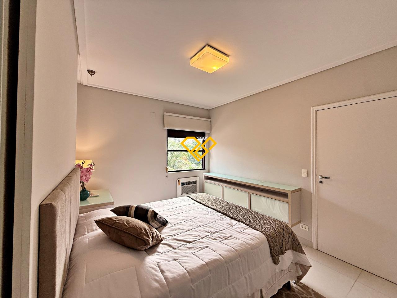 Apartamento para aluguel no Ponta da Praia: Dormitório 1 - suíte