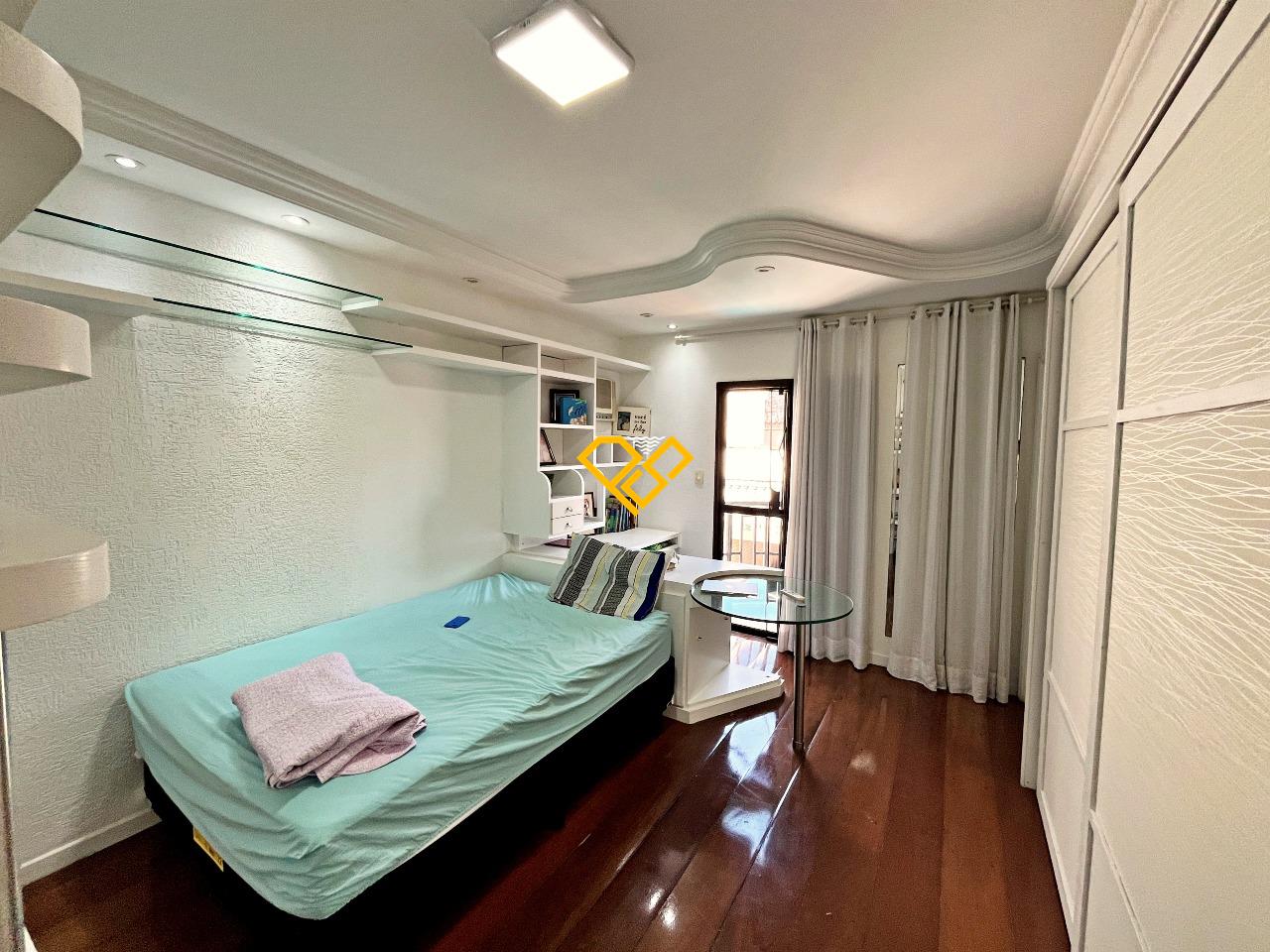 Sobrado à venda no Embaré: Dormitório 2 - suíte