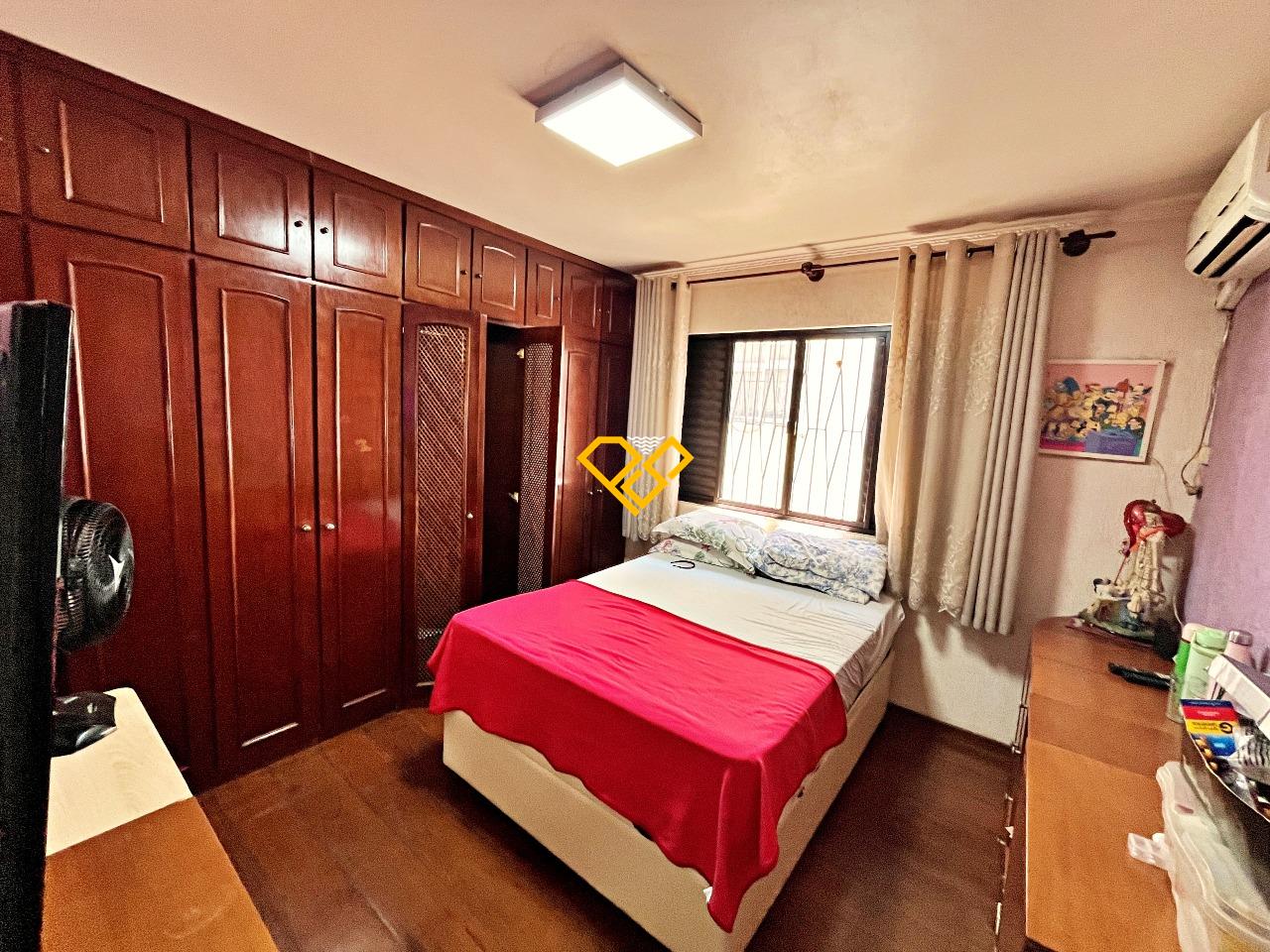 Sobrado à venda no Embaré: Dormitório 3 - suíte