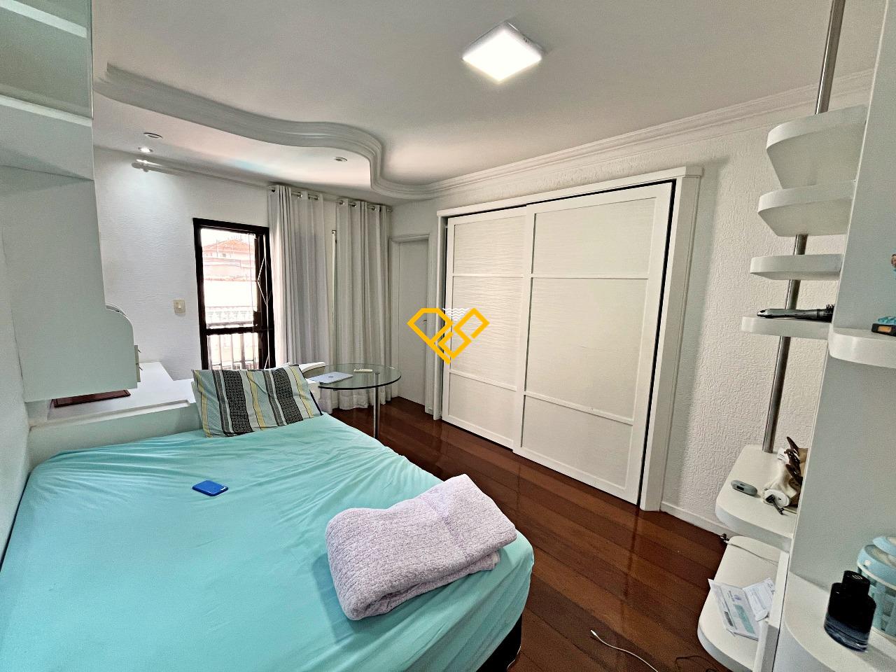 Sobrado à venda no Embaré: Dormitório 2 - suíte