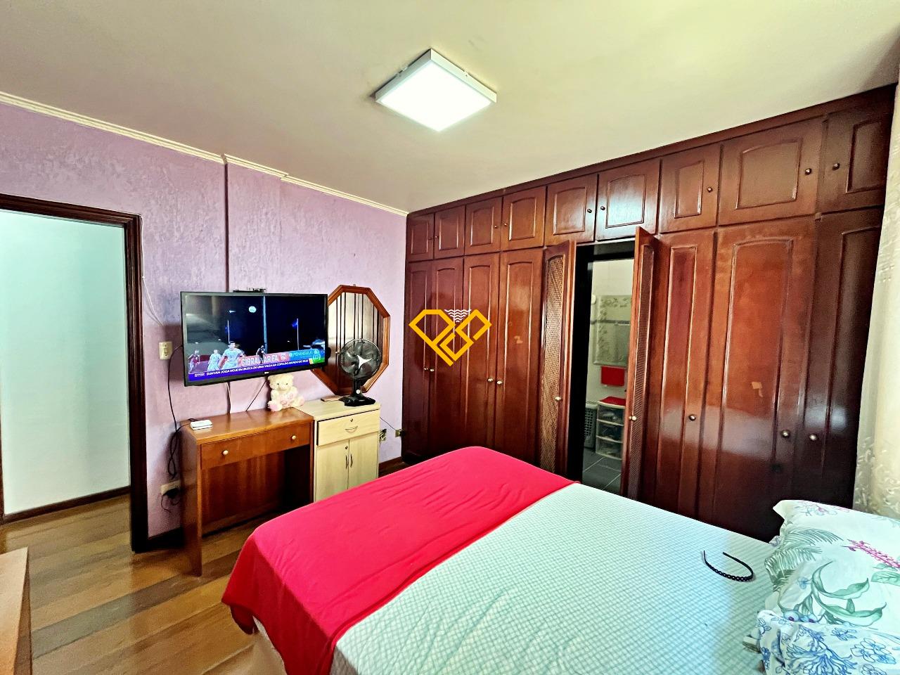 Sobrado à venda no Embaré: Dormitório 3 - suíte