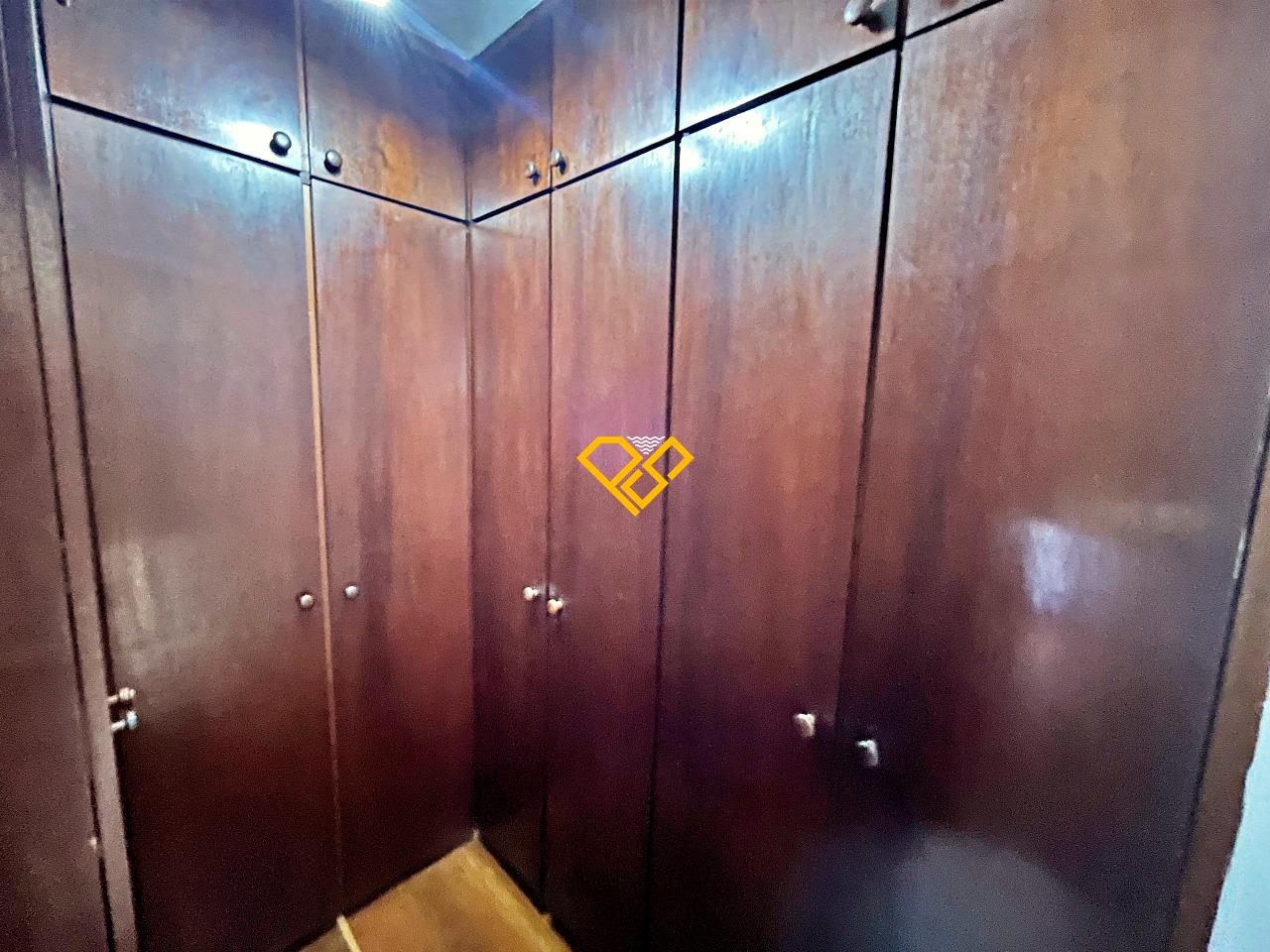 Sobrado à venda no Embaré: Dormitório 2 - suíte - closet