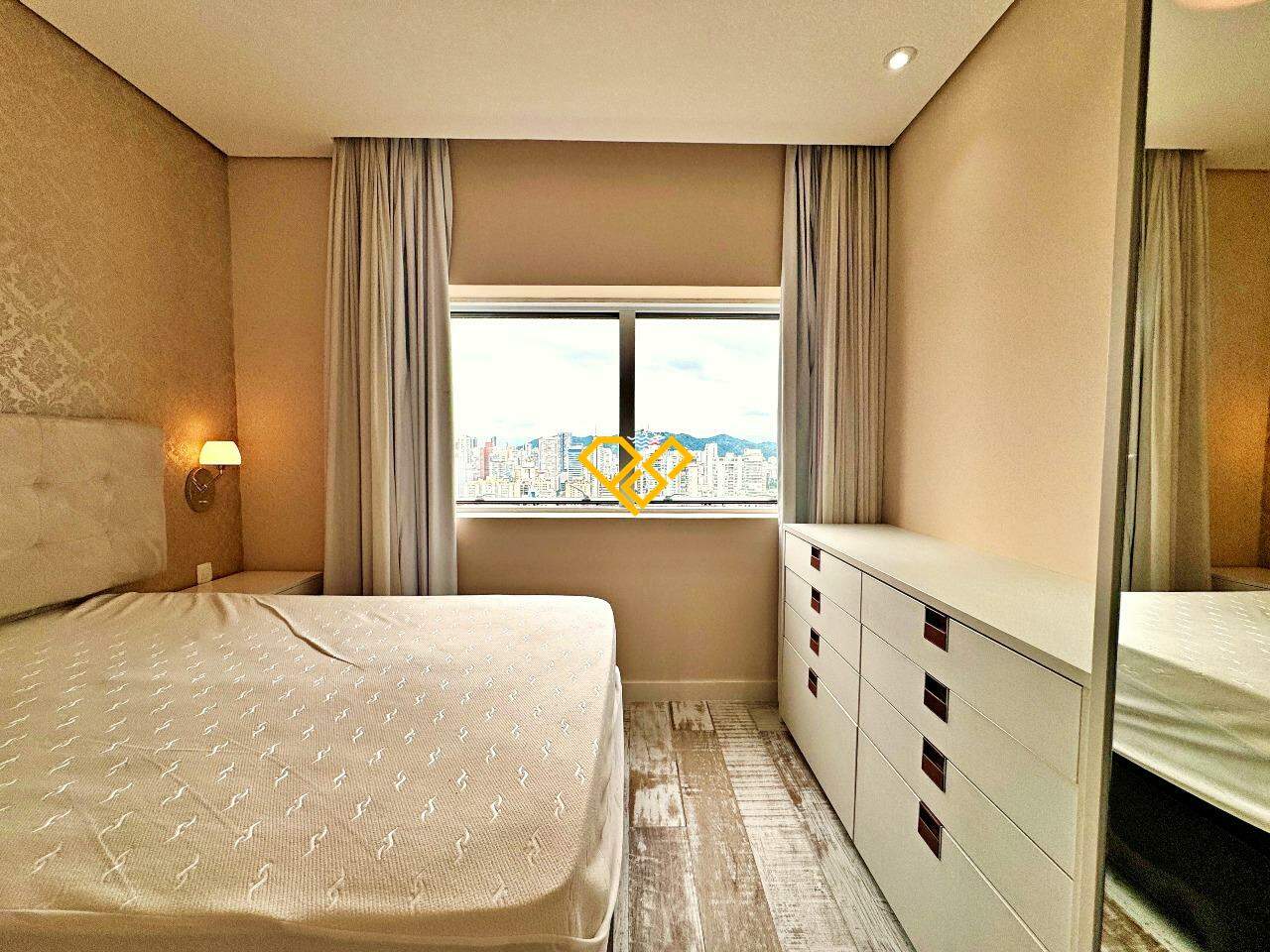 Apartamento à venda no Boqueirão: Dormitório 1 - suíte