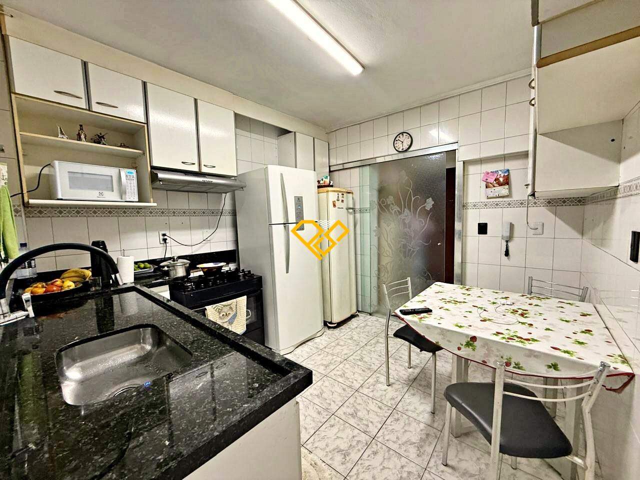 Apartamento à venda no Aparecida: Cozinha