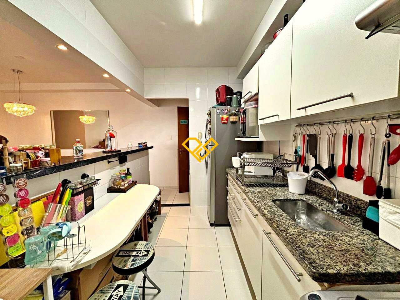 Apartamento à venda no Gonzaga: Cozinha