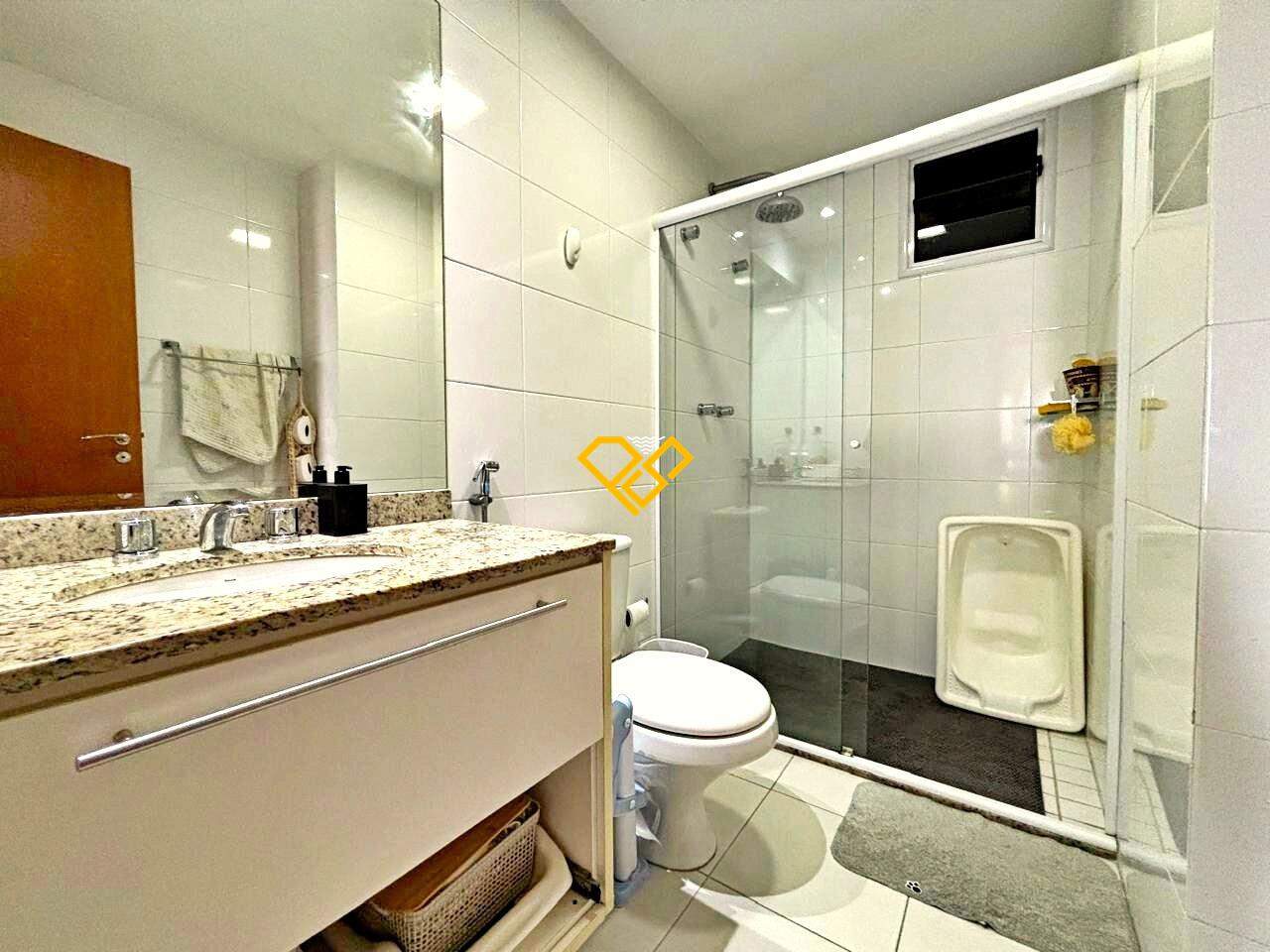 Apartamento à venda no Gonzaga: Wc social