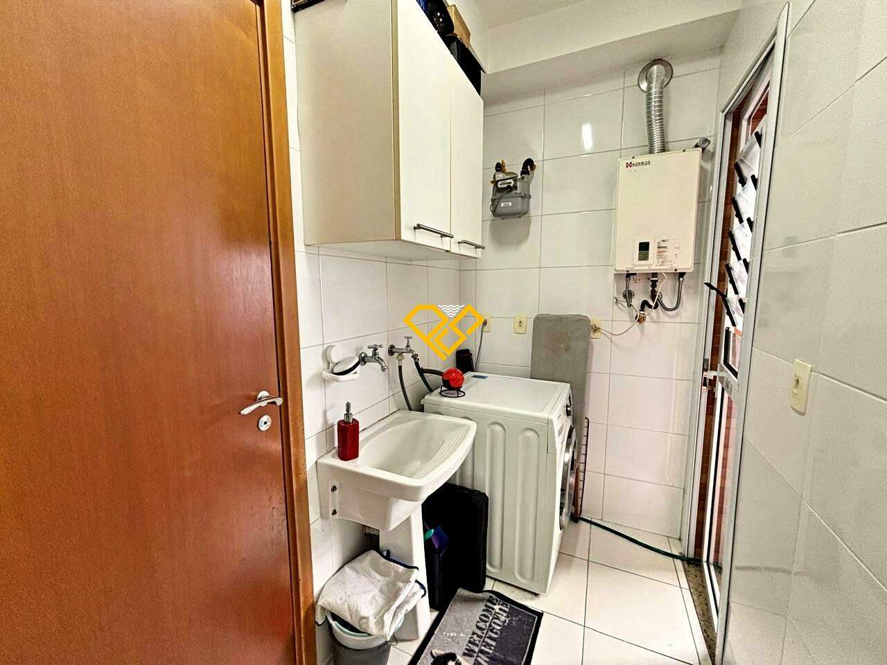 Apartamento à venda no Gonzaga: Área de serviço