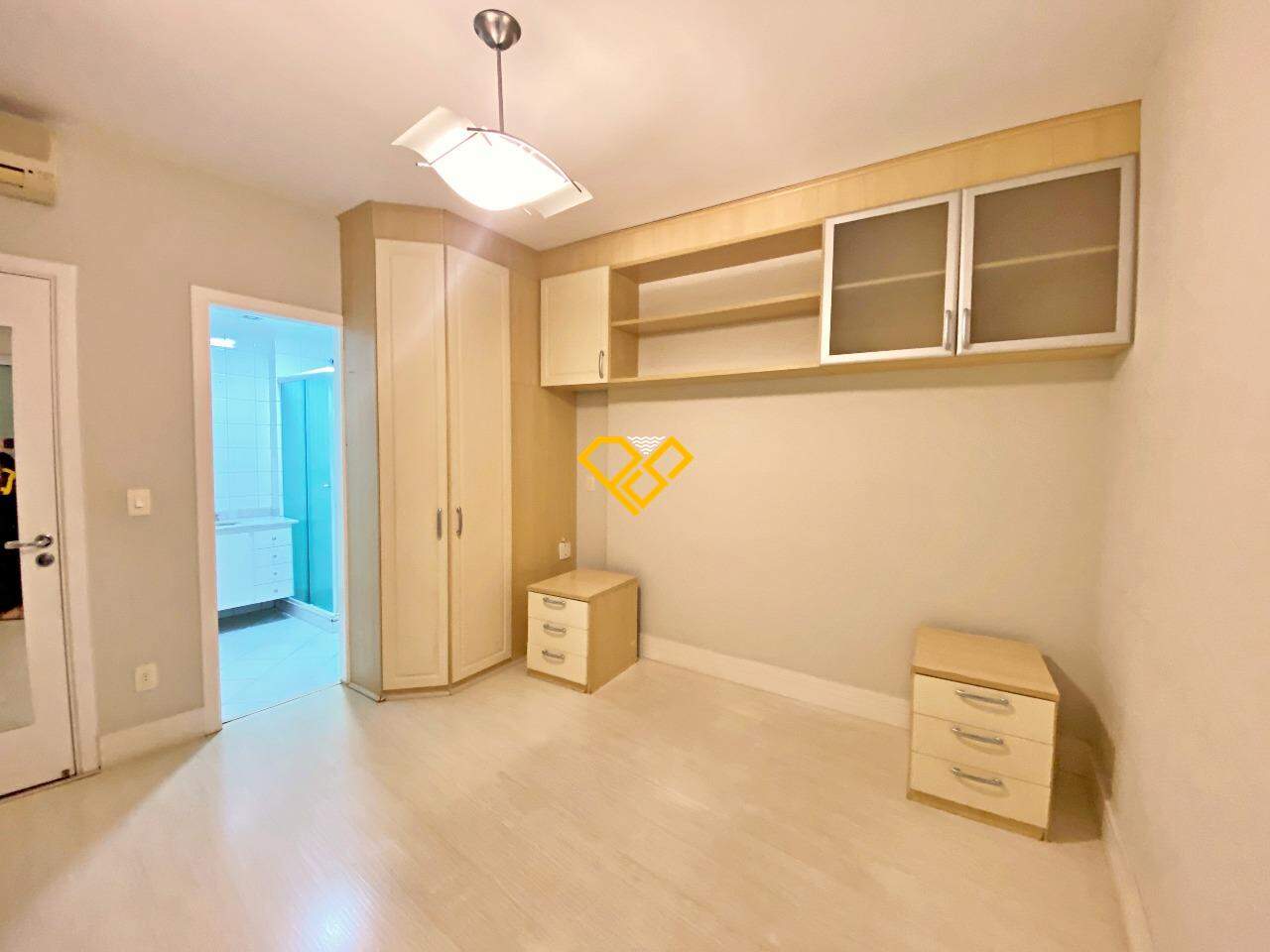 Apartamento para aluguel no Boqueirão: Dormitório 1 - suíte