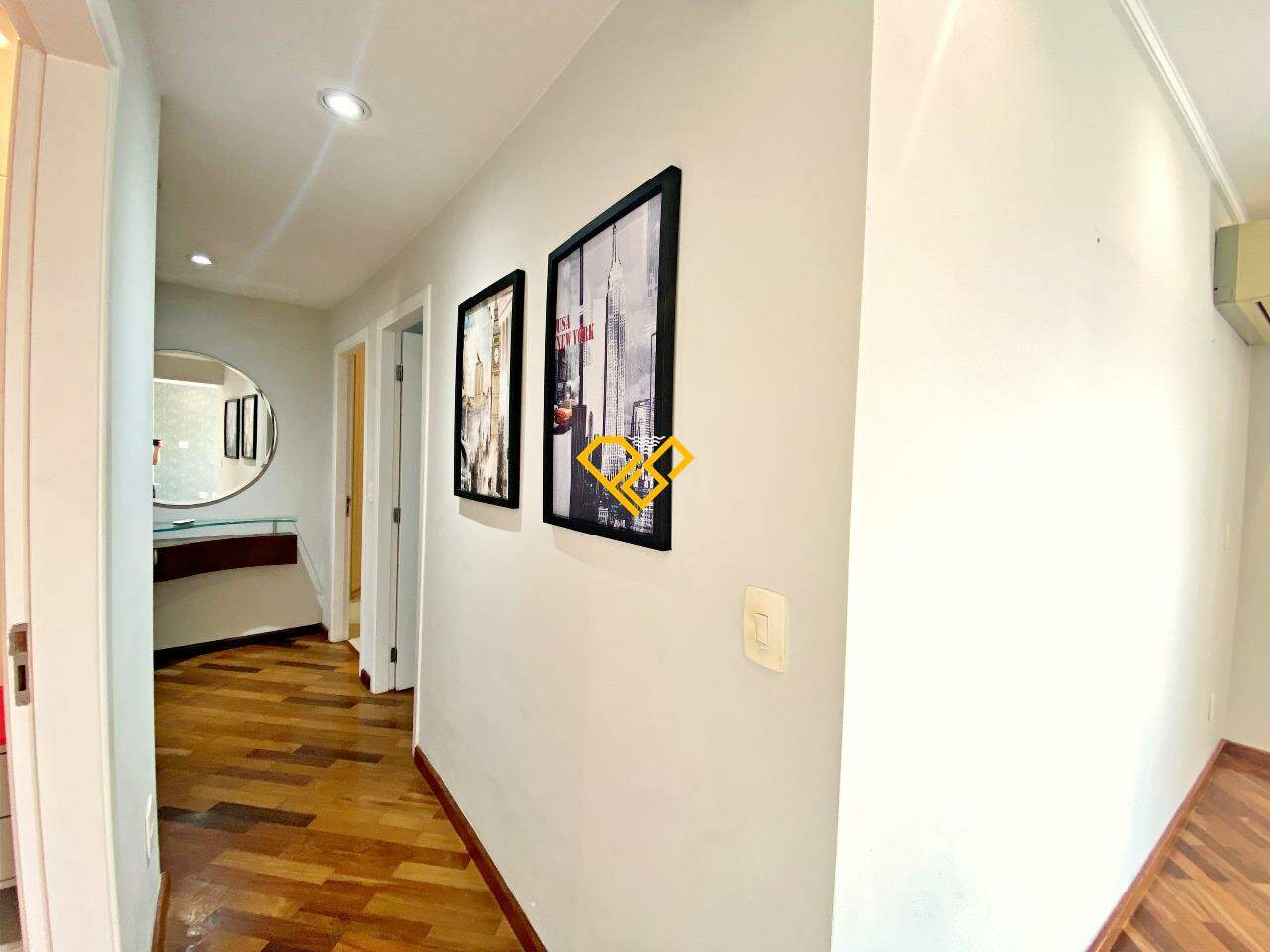 Apartamento para aluguel no Boqueirão: Hall íntimo