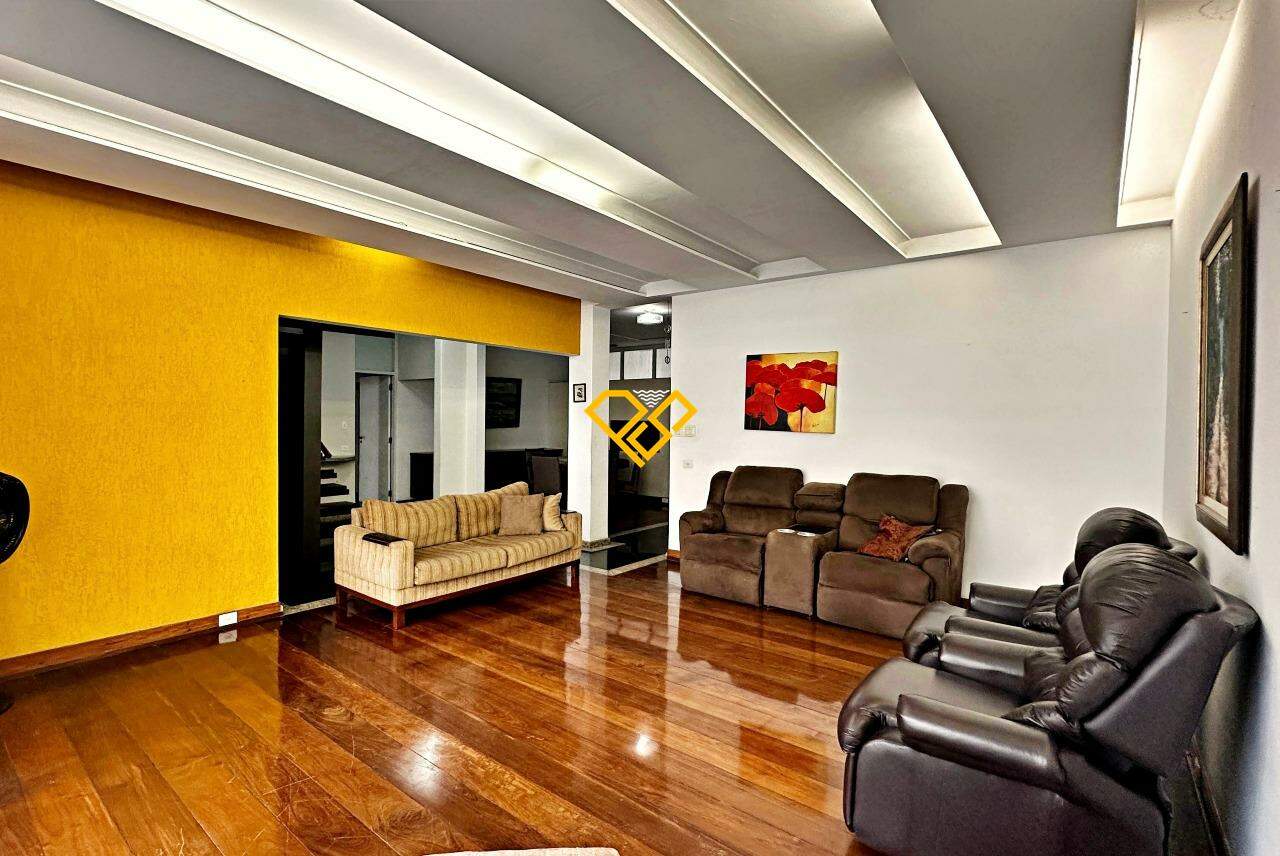 Cobertura para aluguel no Gonzaga: Sala 1° piso