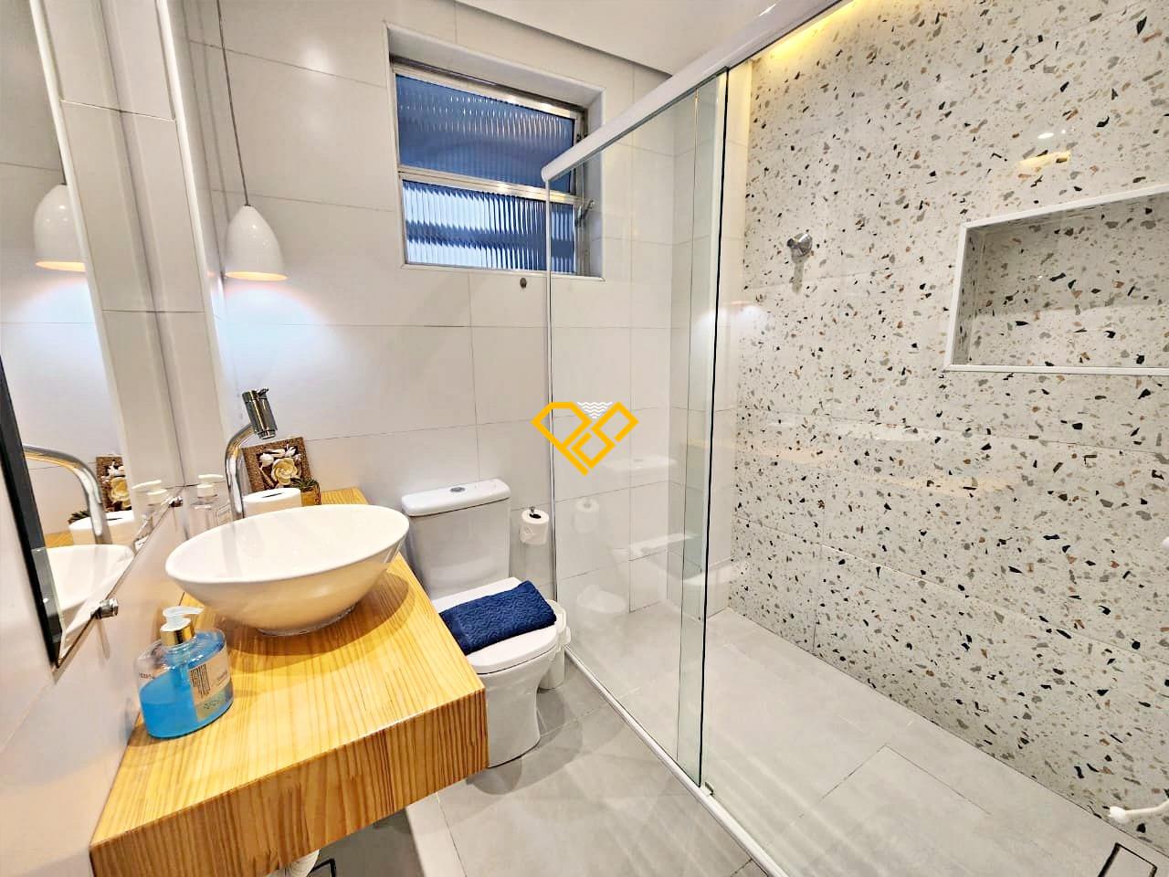 Apartamento para aluguel no Ponta da Praia: Wc social